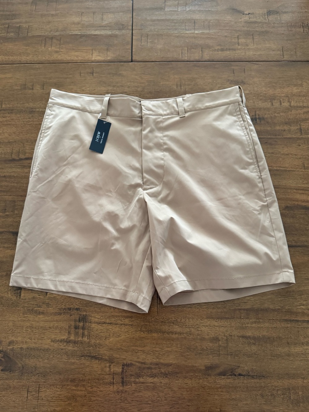NWT - J.Crew 7” Tech Short – Men’s AL095 - 32